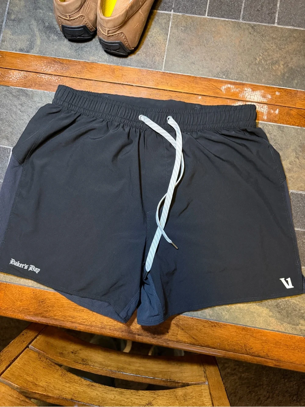 Vuori Men’s Shorts (Size Small)